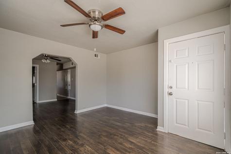 2323 Arbor Place San Antonio TX 78207