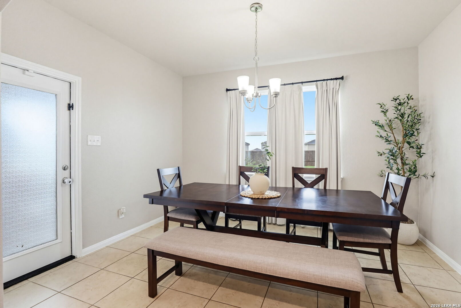 12118 Stratsburg San Antonio TX 78252