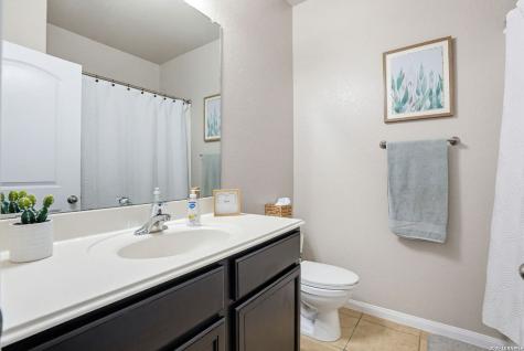 12118 Stratsburg San Antonio TX 78252