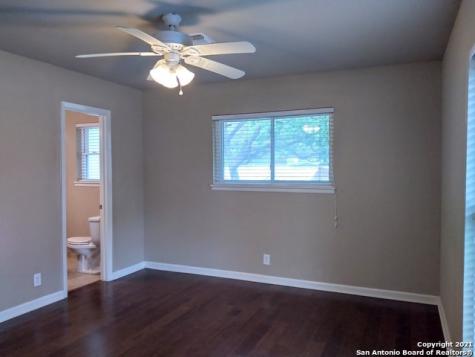 219 Rua De Matta Street San Antonio TX 78232