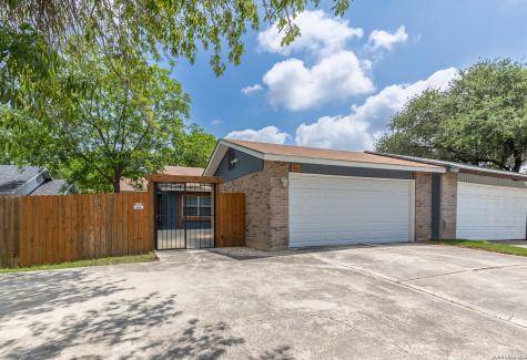 1366 Bayou Drive San Antonio TX 78245