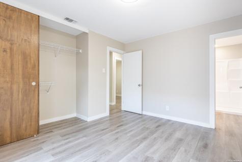 1366 Bayou Drive San Antonio TX 78245