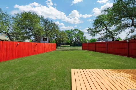 5602 Chestnut Crossing San Antonio TX 78266