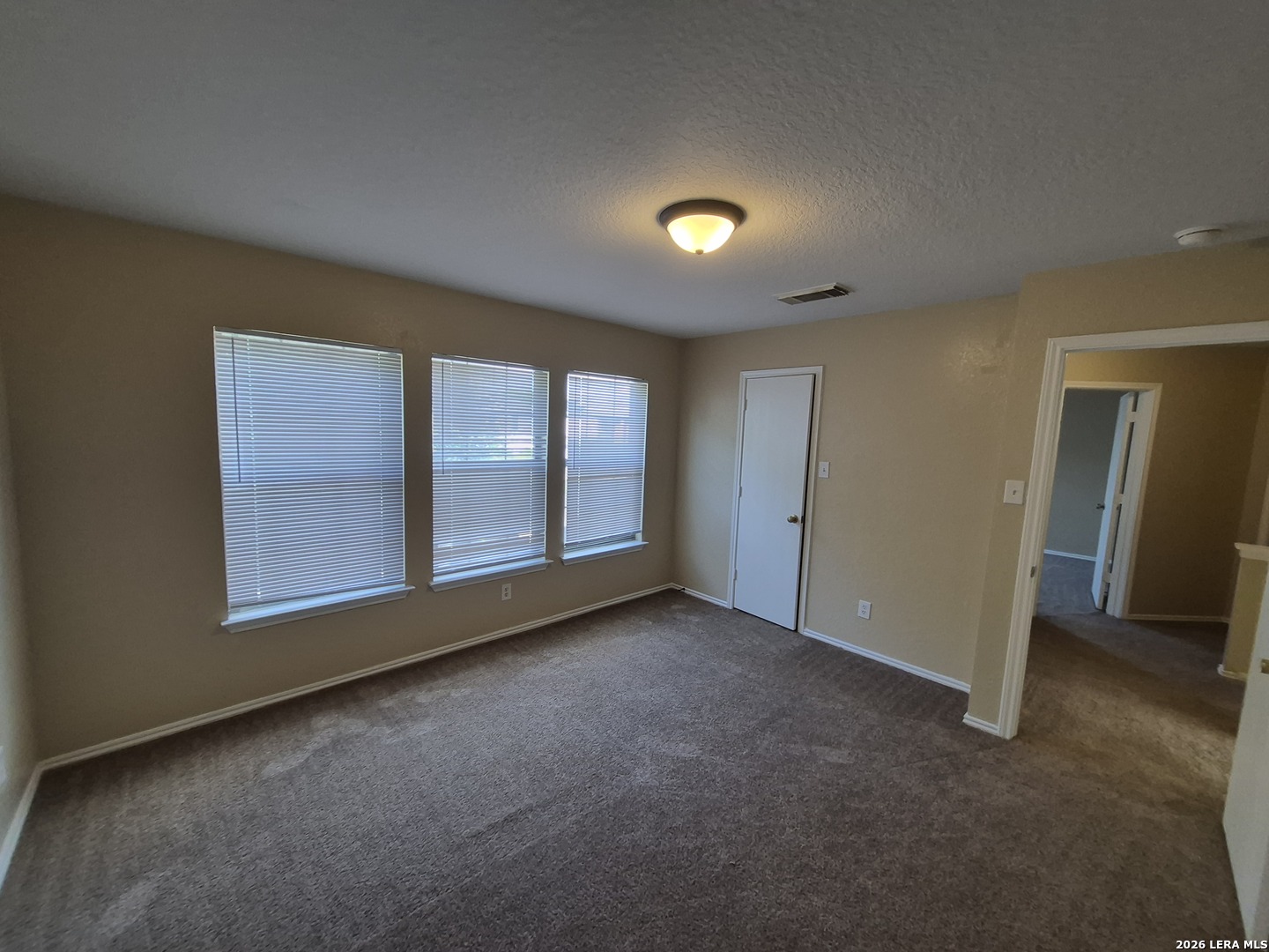 6623 Highland Grass Converse TX 78109