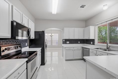 1823 Rebeccas San Antonio TX 78251