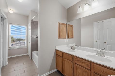 1823 Rebeccas San Antonio TX 78251