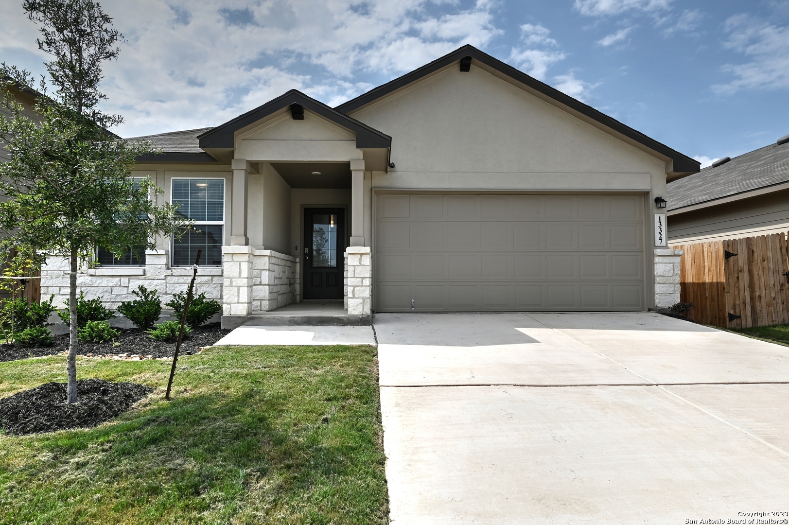 13327 Whisper Ranch San Antonio TX 78252
