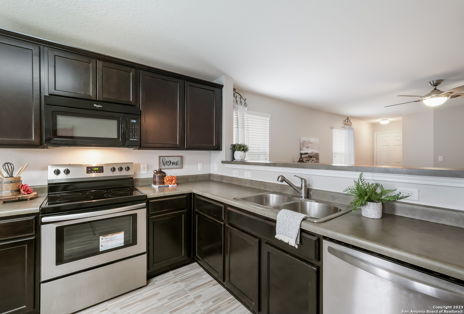 25019 Cambridge Well San Antonio TX 78261