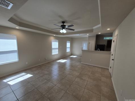 6611 Mia Way San Antonio TX 78233
