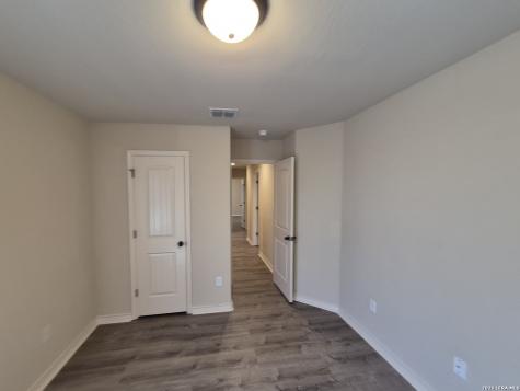 6611 Mia Way San Antonio TX 78233