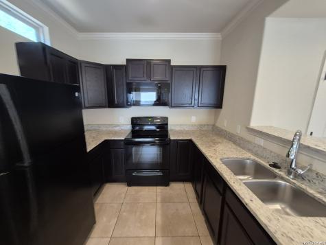 6611 Mia Way San Antonio TX 78233