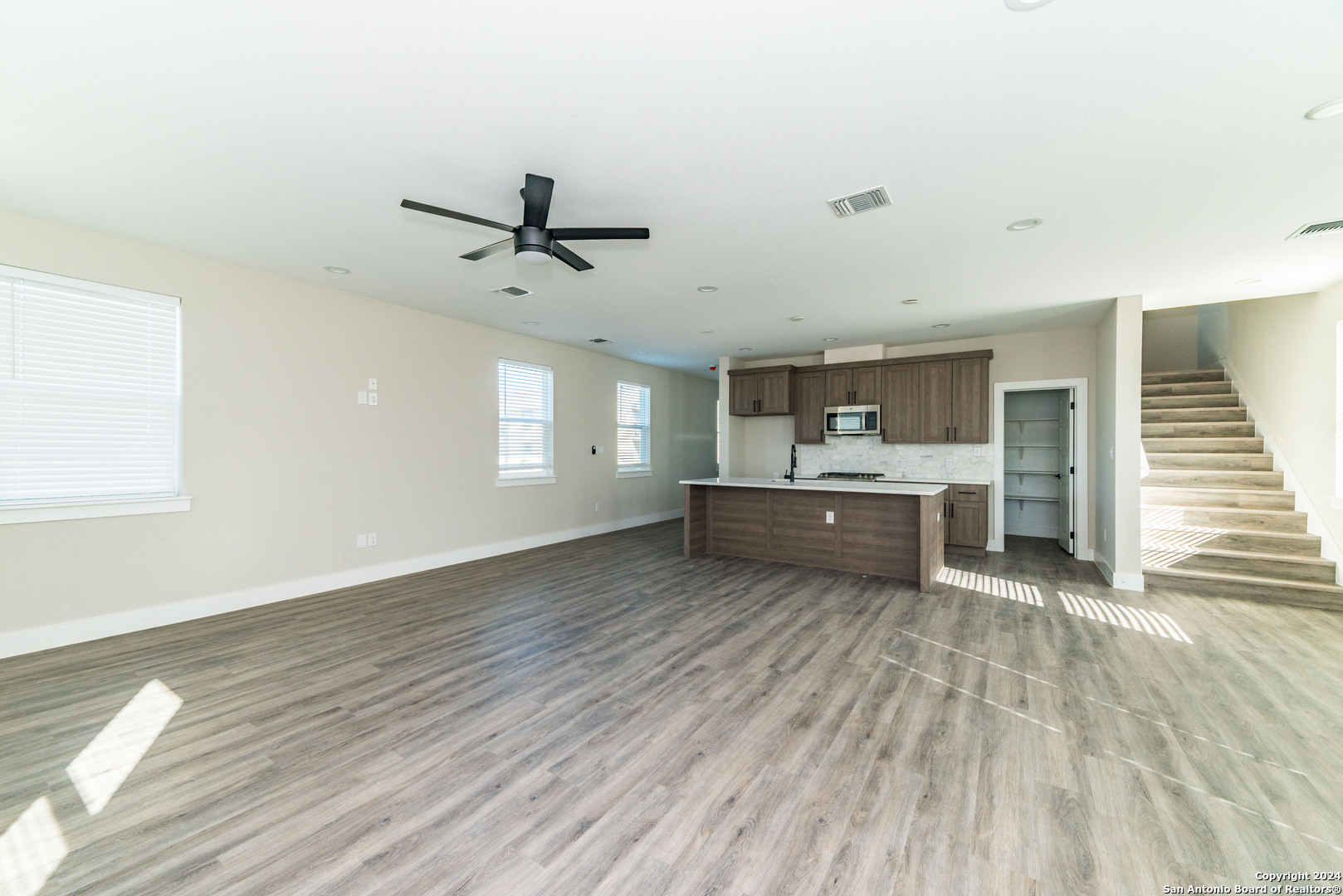 1618 W Lawndale Drive San Antonio TX 78209