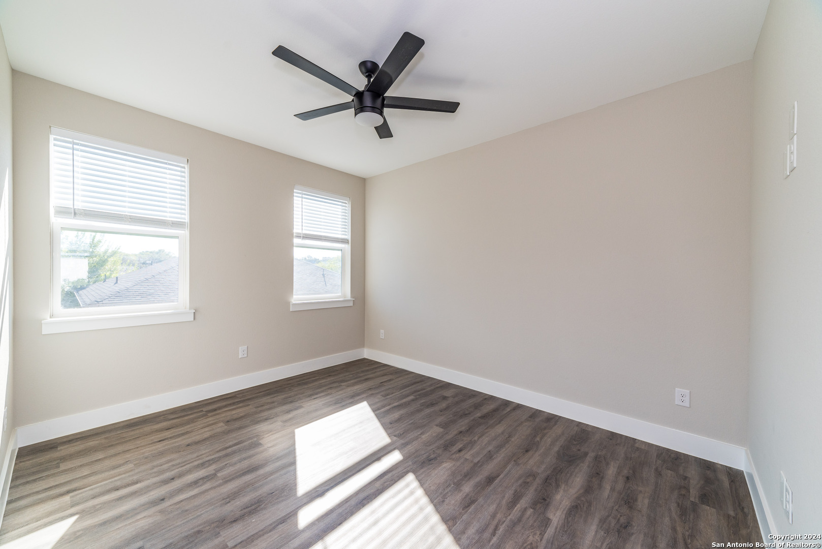 1618 W Lawndale Drive San Antonio TX 78209