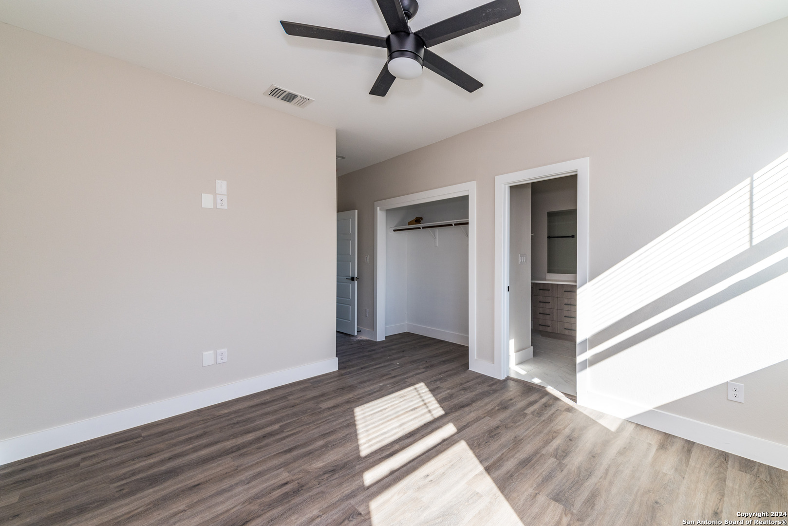 1618 W Lawndale Drive San Antonio TX 78209