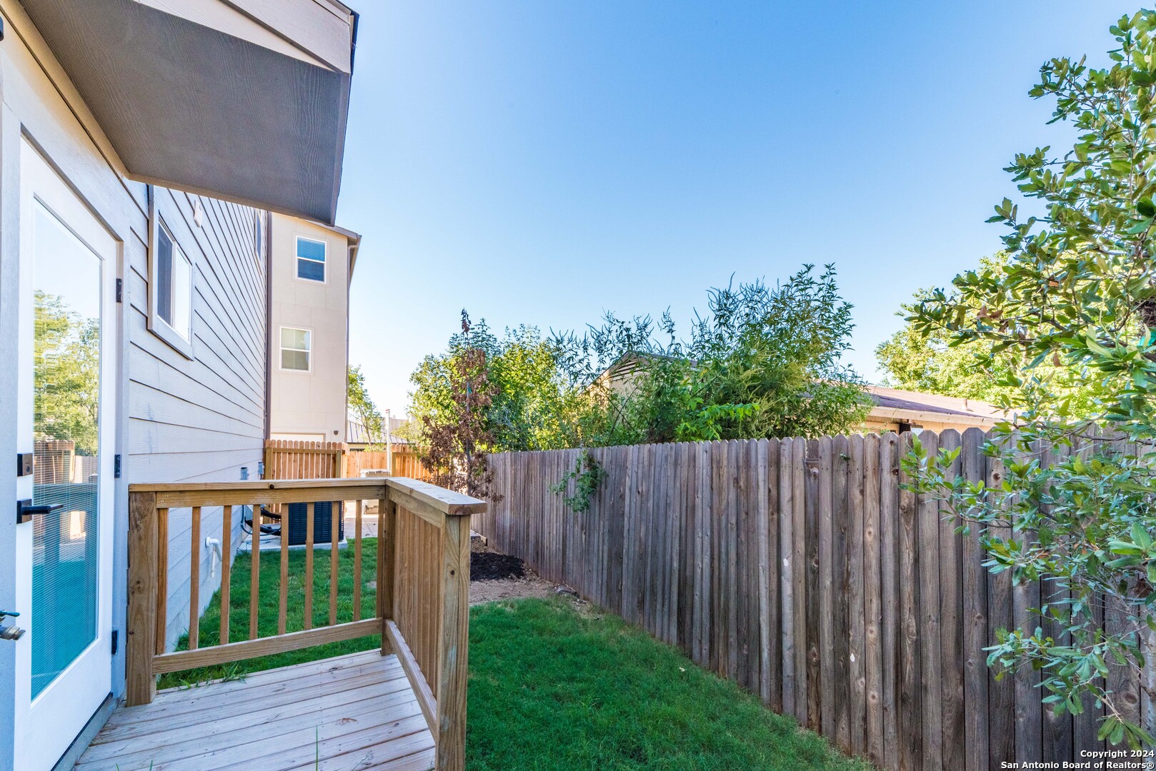 1618 W Lawndale Drive San Antonio TX 78209