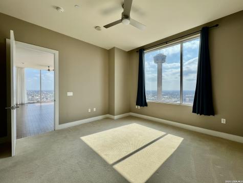 610 E Market San Antonio TX 78205
