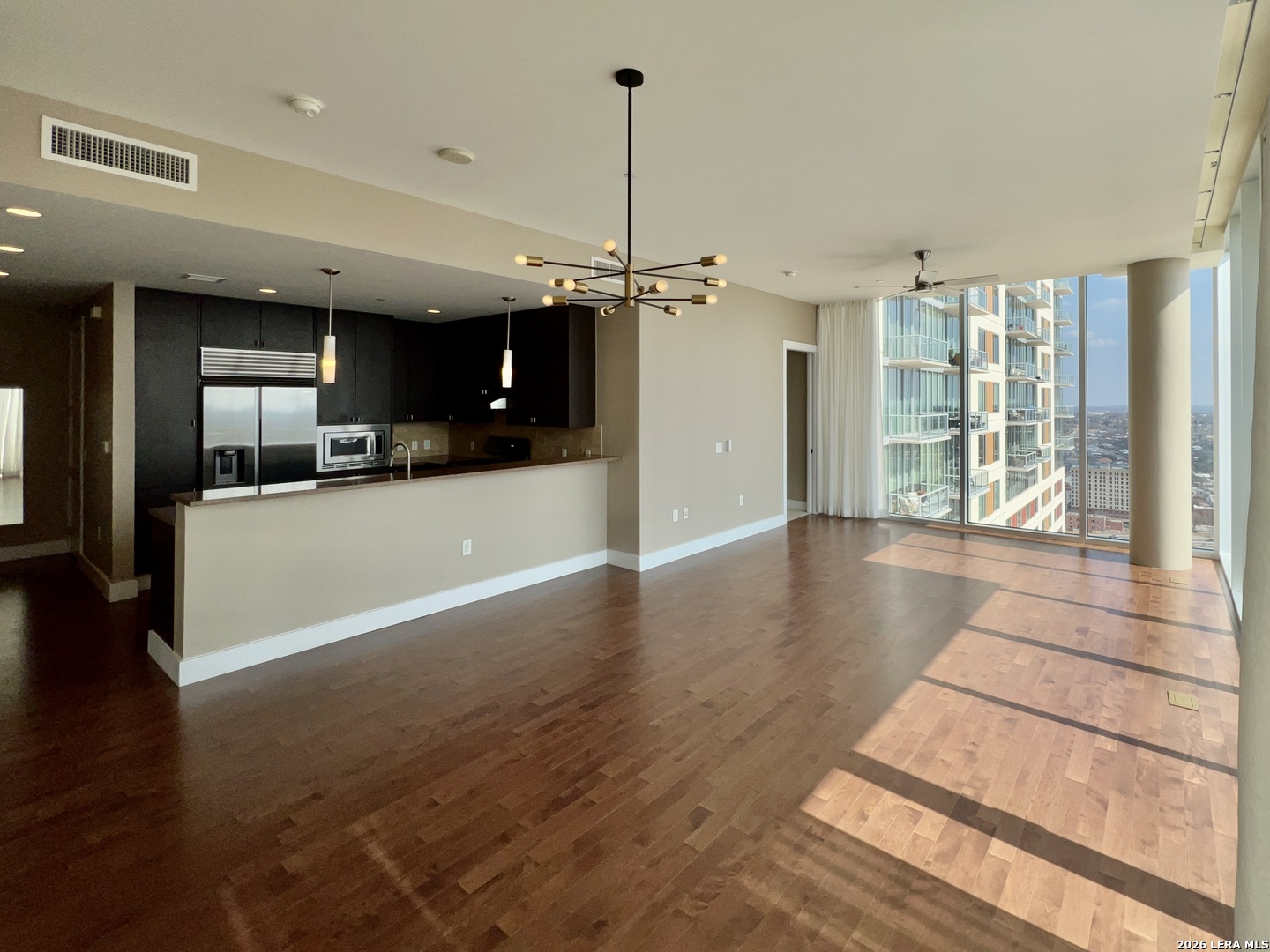 610 E Market San Antonio TX 78205