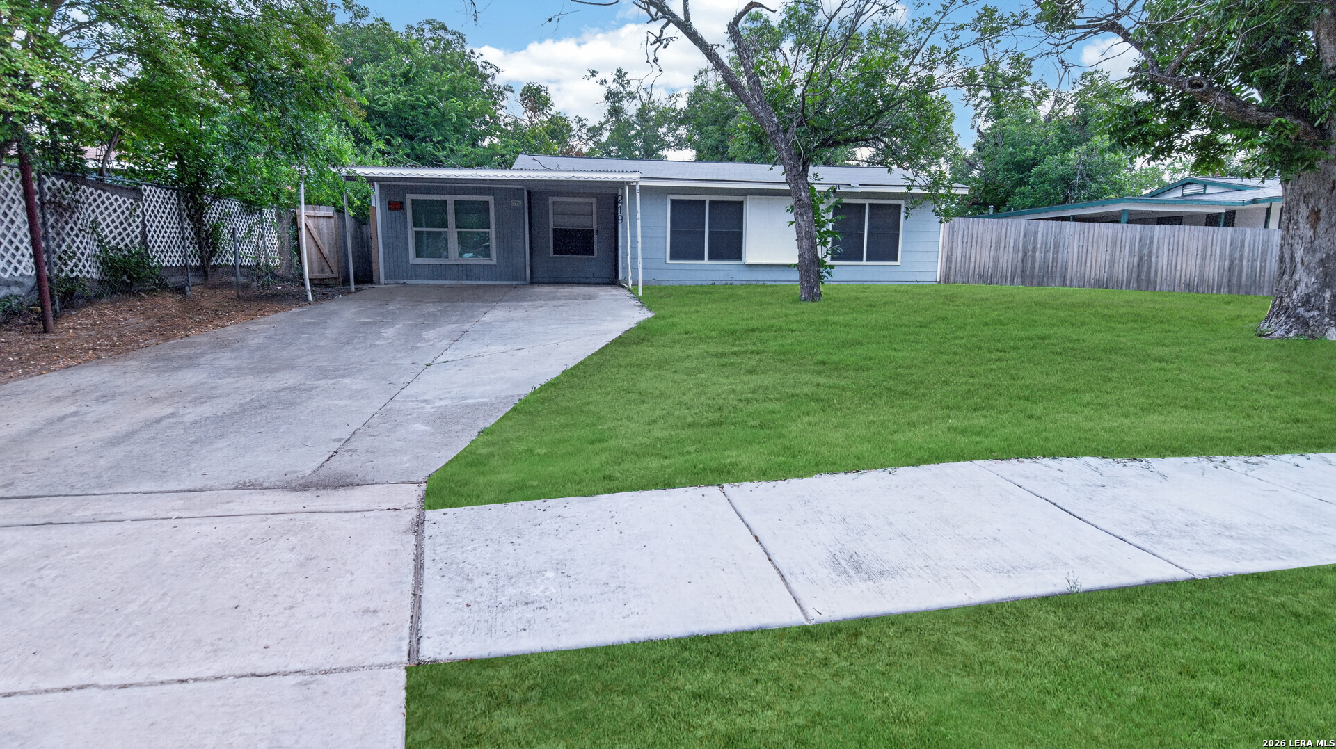 219 Leonidas Drive San Antonio TX 78220