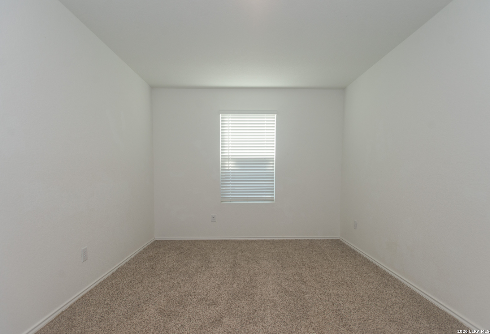 12533 Spoor Valley Converse TX 78109
