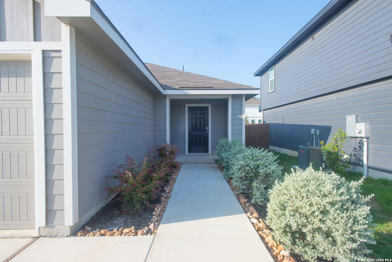 12533 Spoor Valley Converse TX 78109