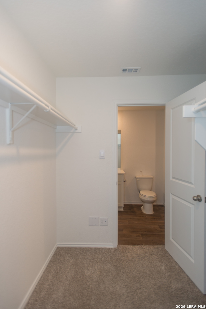 12533 Spoor Valley Converse TX 78109