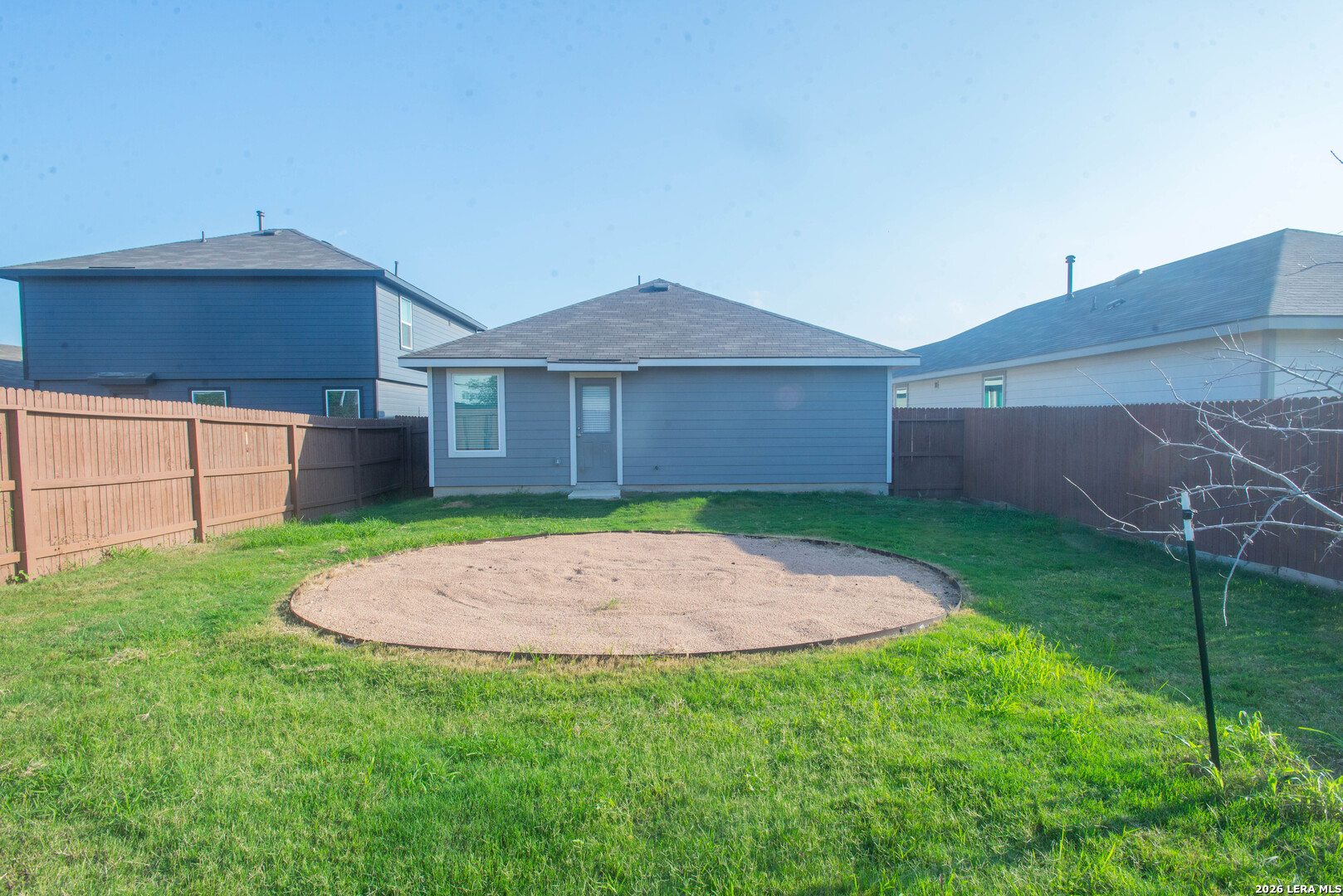 12533 Spoor Valley Converse TX 78109