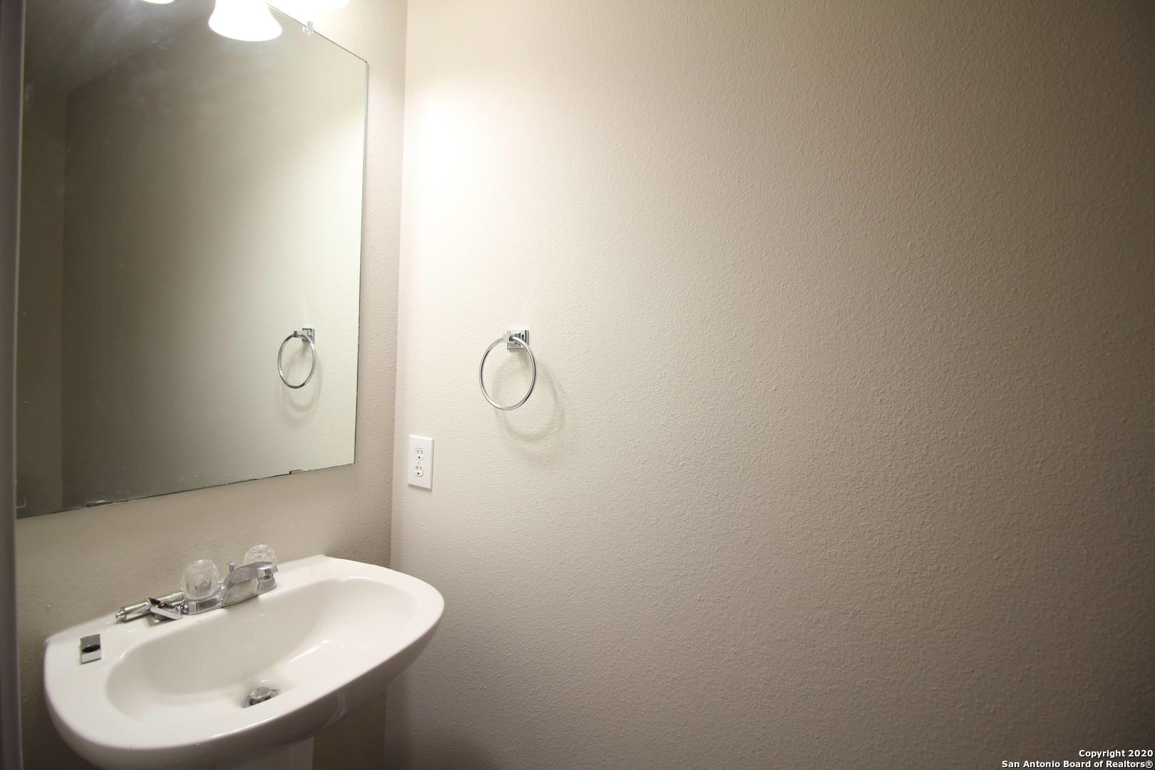 226 Birchwood Bay San Antonio TX 78253