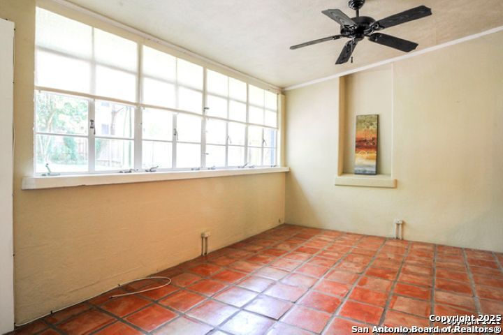 415 Alamo Heights Alamo Heights TX 78209