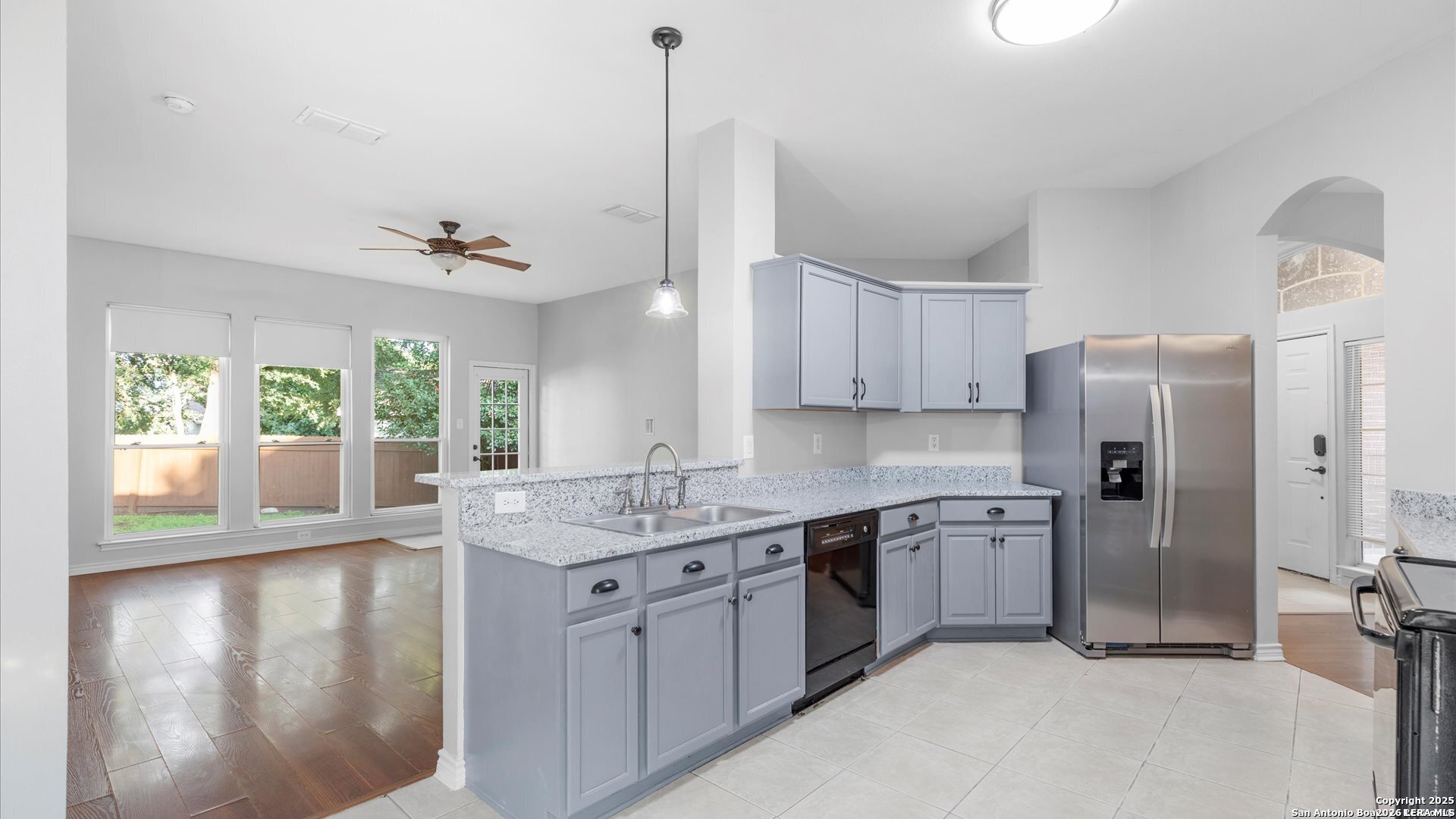 2812 Berry Patch Schertz TX 78154