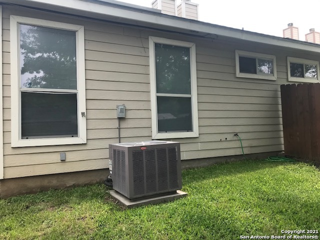 7043 Tourant Road San Antonio TX 78240