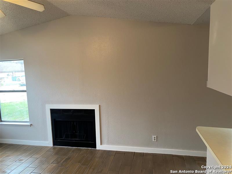 2547 Corian Glen San Antonio TX 78219