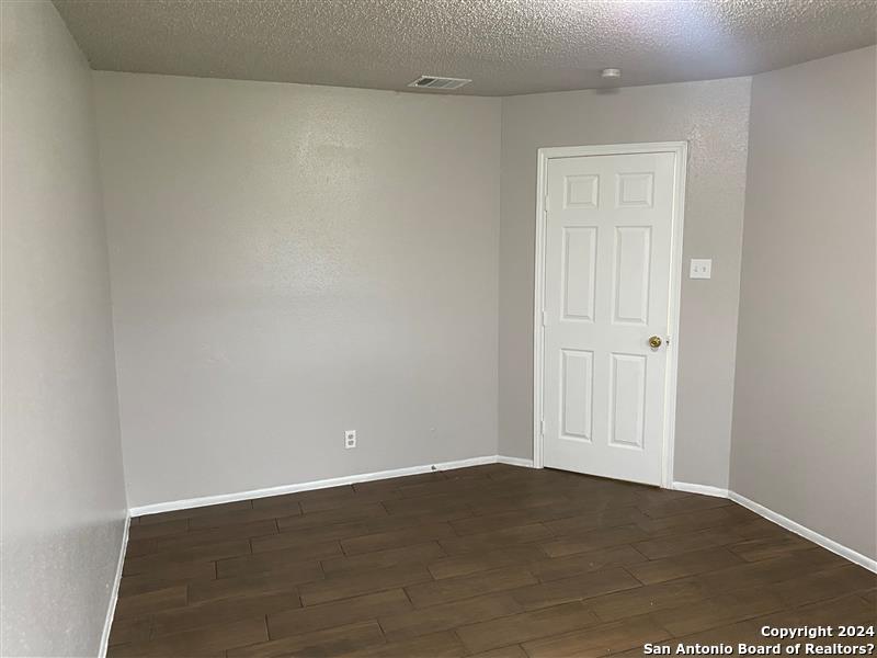 2547 Corian Glen San Antonio TX 78219