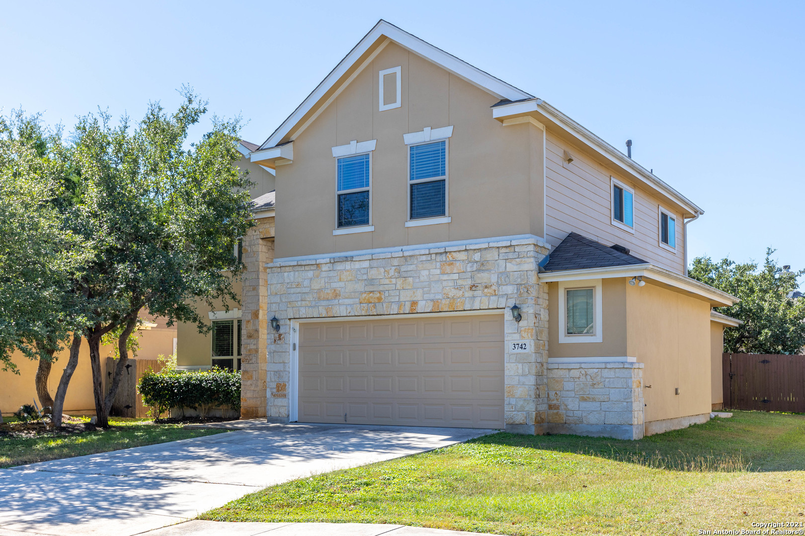 3742 Ox-eye Daisy San Antonio TX 78261