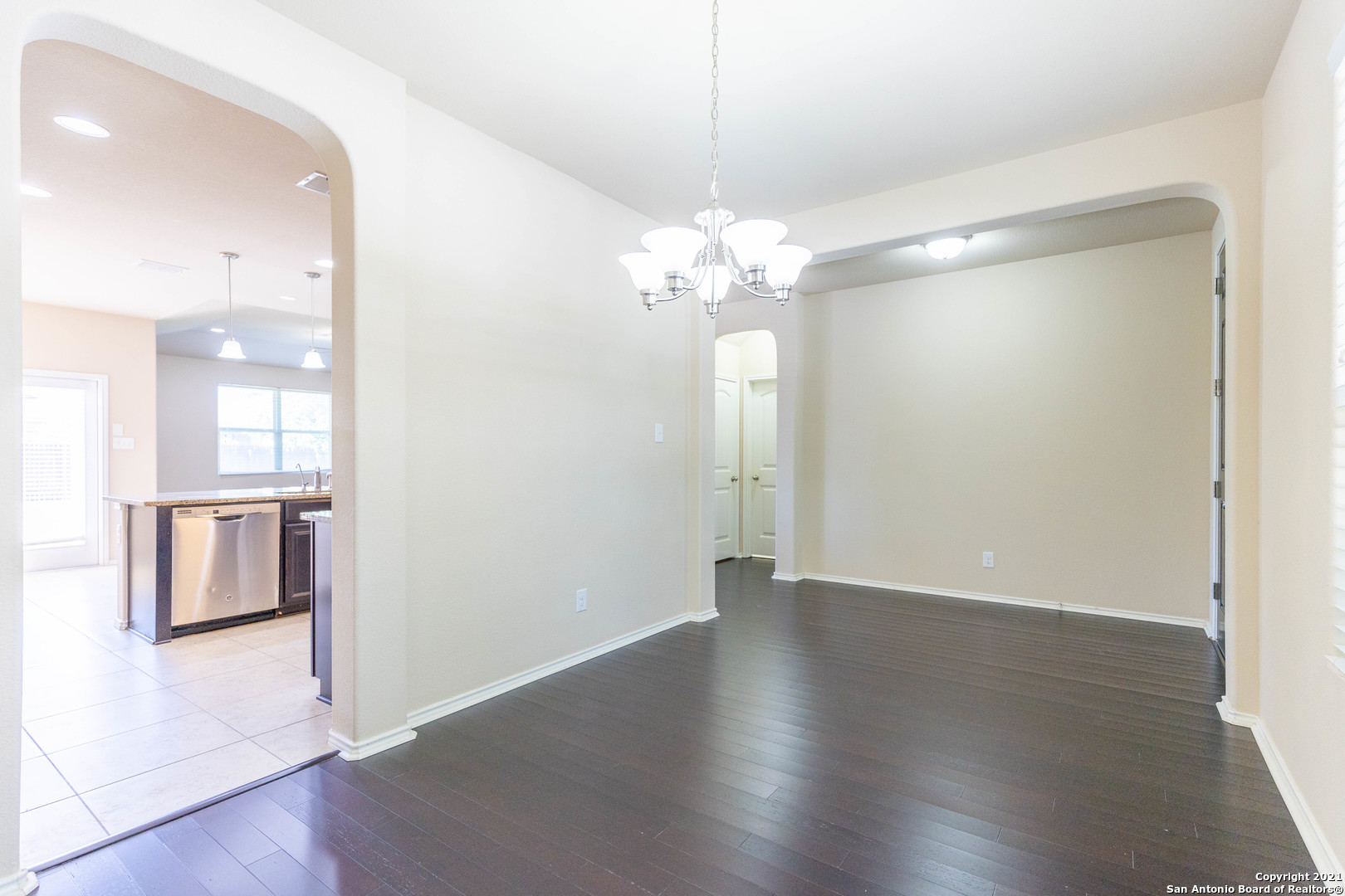 3742 Ox-eye Daisy San Antonio TX 78261
