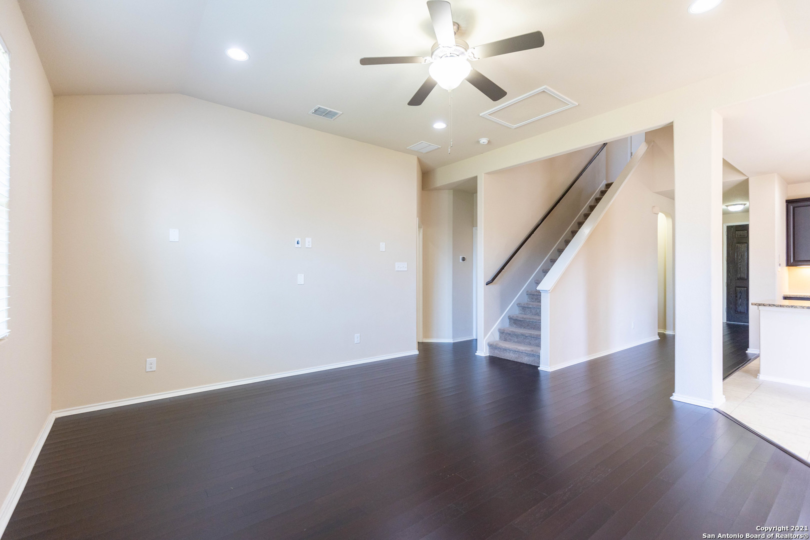 3742 Ox-eye Daisy San Antonio TX 78261