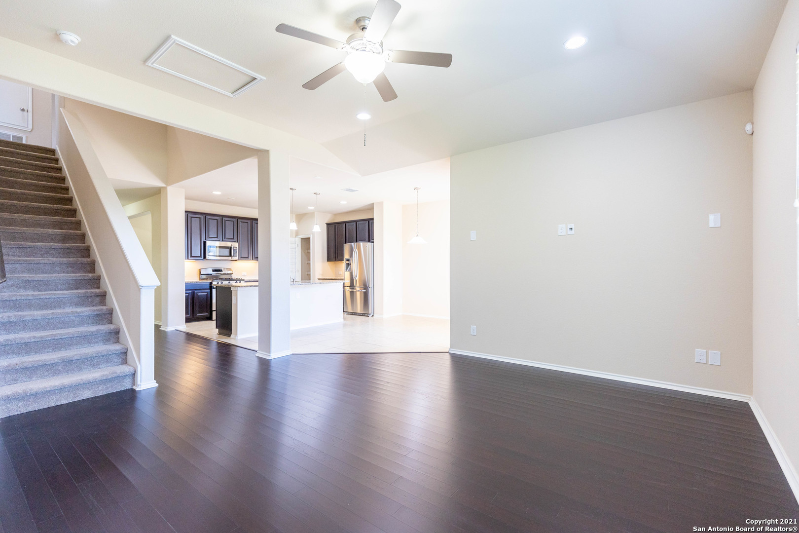 3742 Ox-eye Daisy San Antonio TX 78261