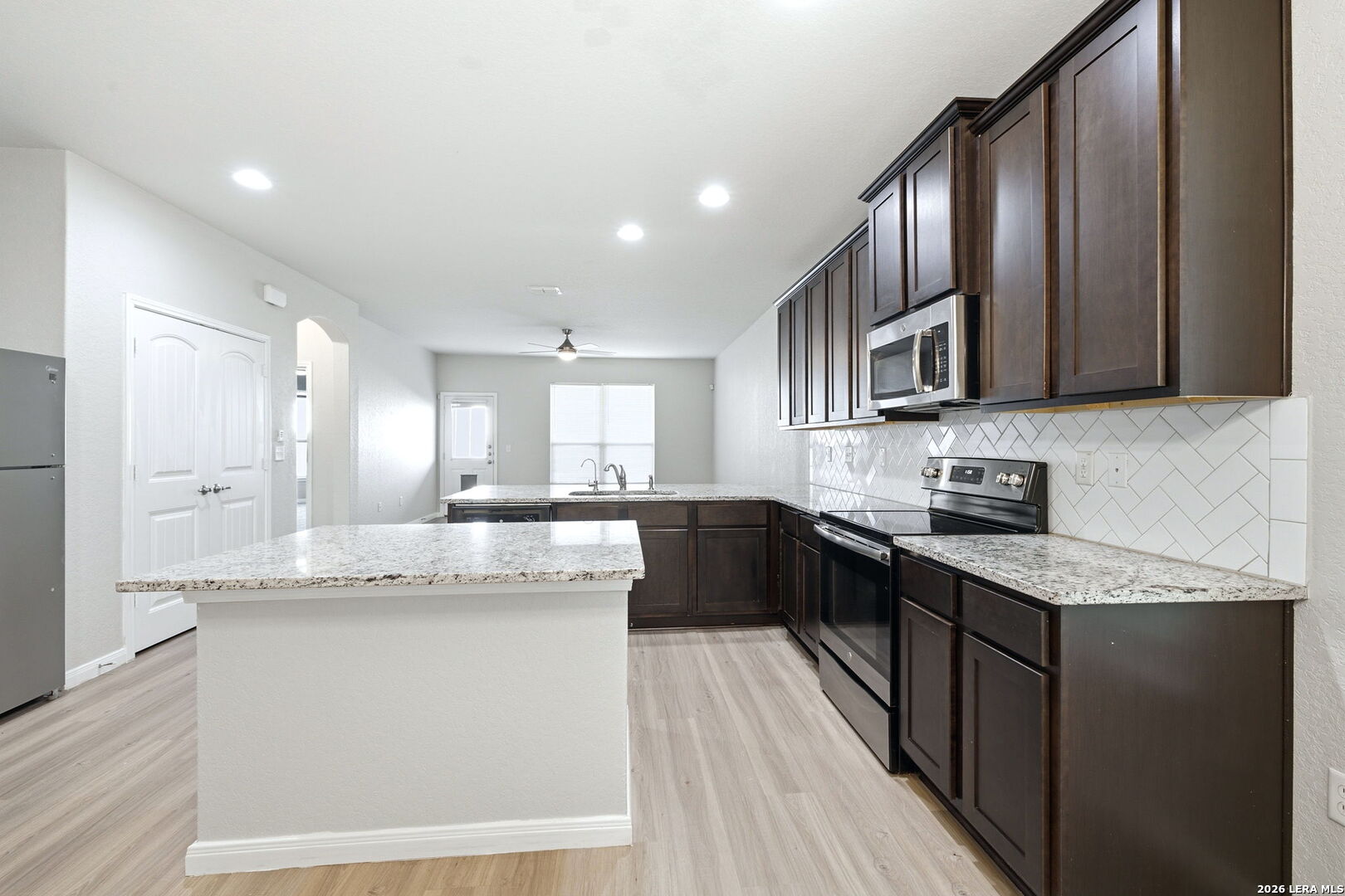 5950 Larkspur Valley San Antonio TX 78218