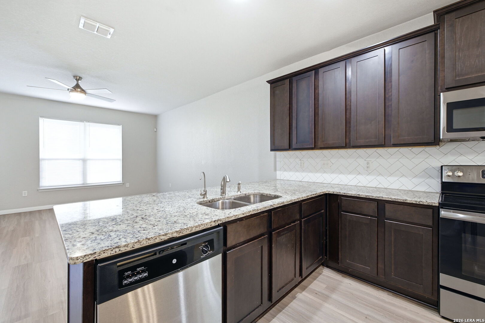5950 Larkspur Valley San Antonio TX 78218