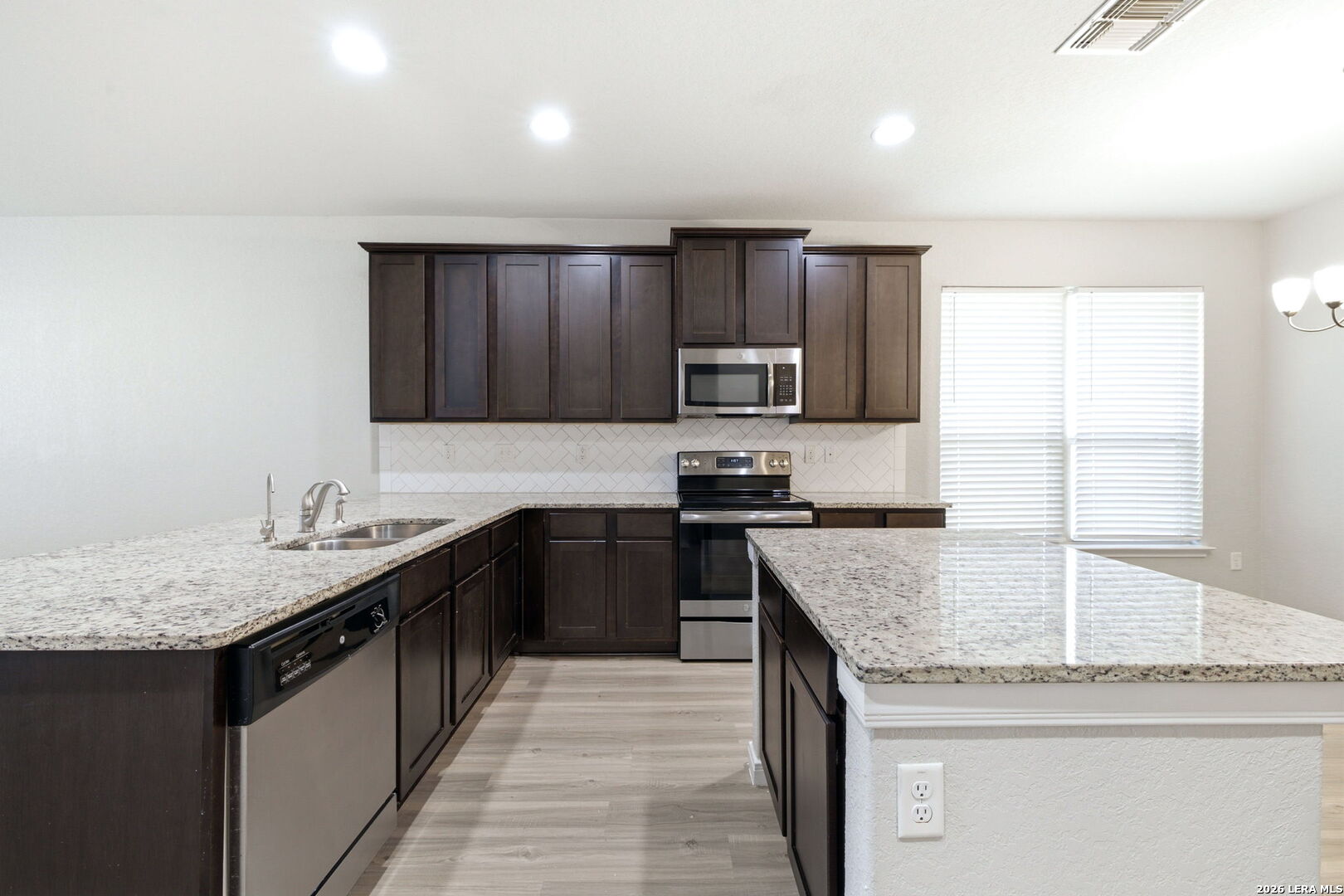 5950 Larkspur Valley San Antonio TX 78218