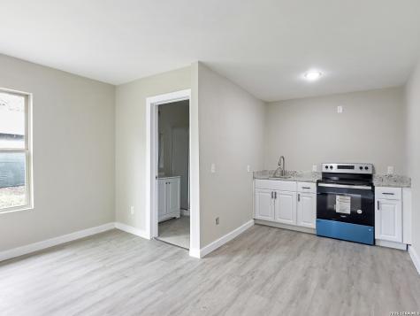 1606 W Wildwood San Antonio TX 78201