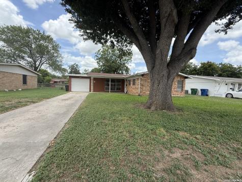 4519 Creekmoor Drive San Antonio TX 78220