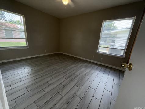 4519 Creekmoor Drive San Antonio TX 78220