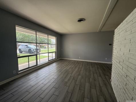 4519 Creekmoor Drive San Antonio TX 78220