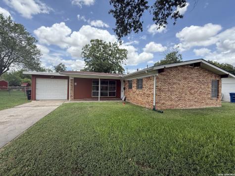 4519 Creekmoor Drive San Antonio TX 78220