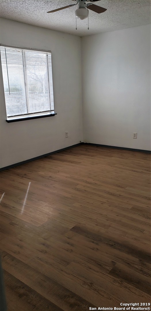5113 Sierra San Antonio TX 78214