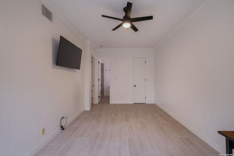7711 Broadway San Antonio TX 78209
