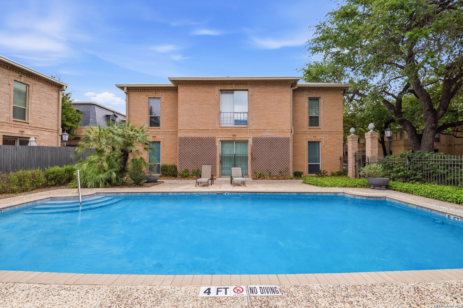 7711 Broadway San Antonio TX 78209