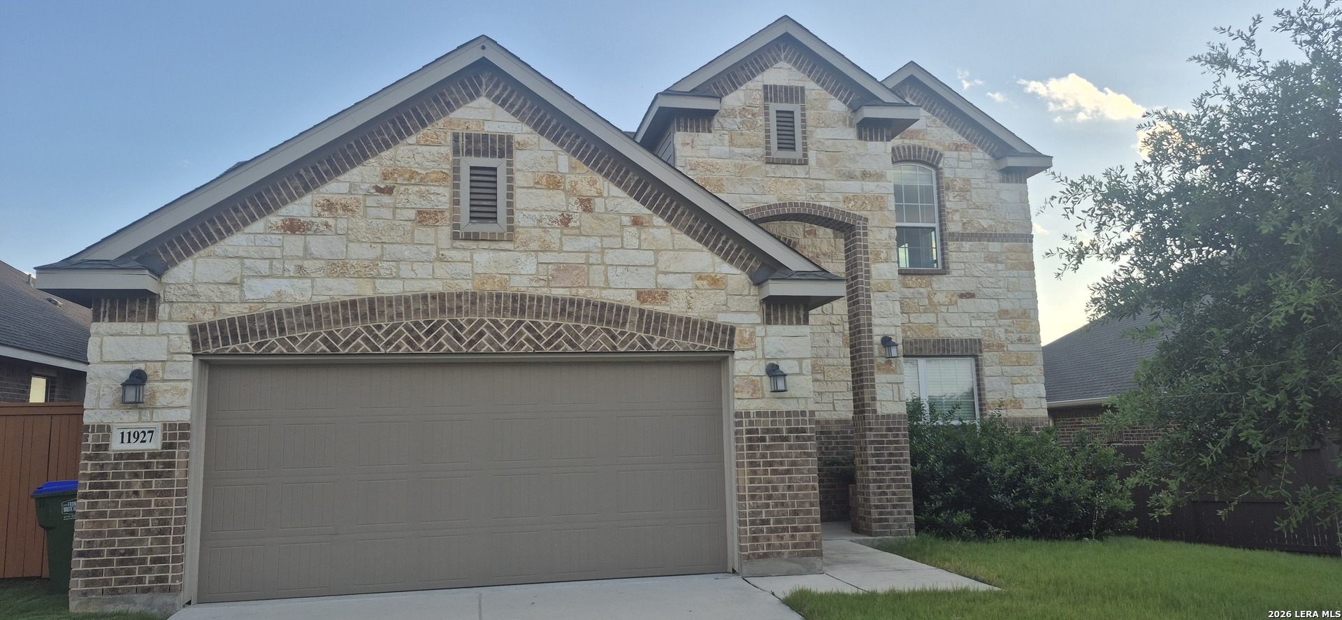 11927 Tower Forest San Antonio TX 78253