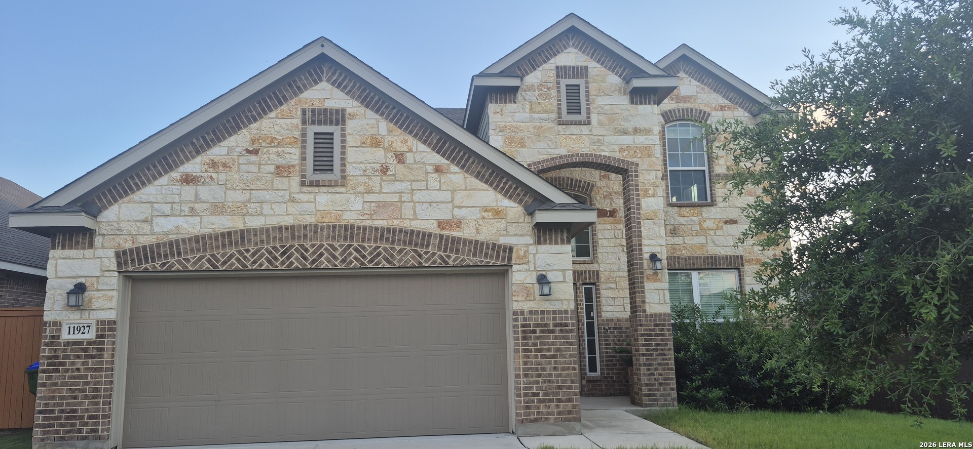 11927 Tower Forest San Antonio TX 78253