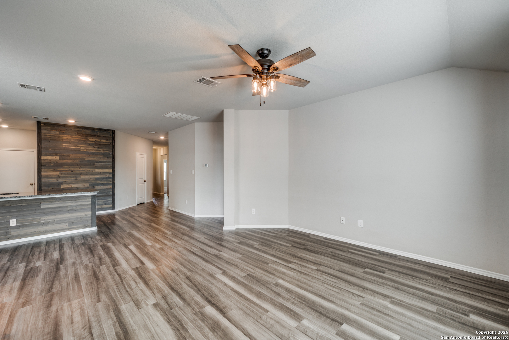 10307 Owl Woods Schertz TX 78154